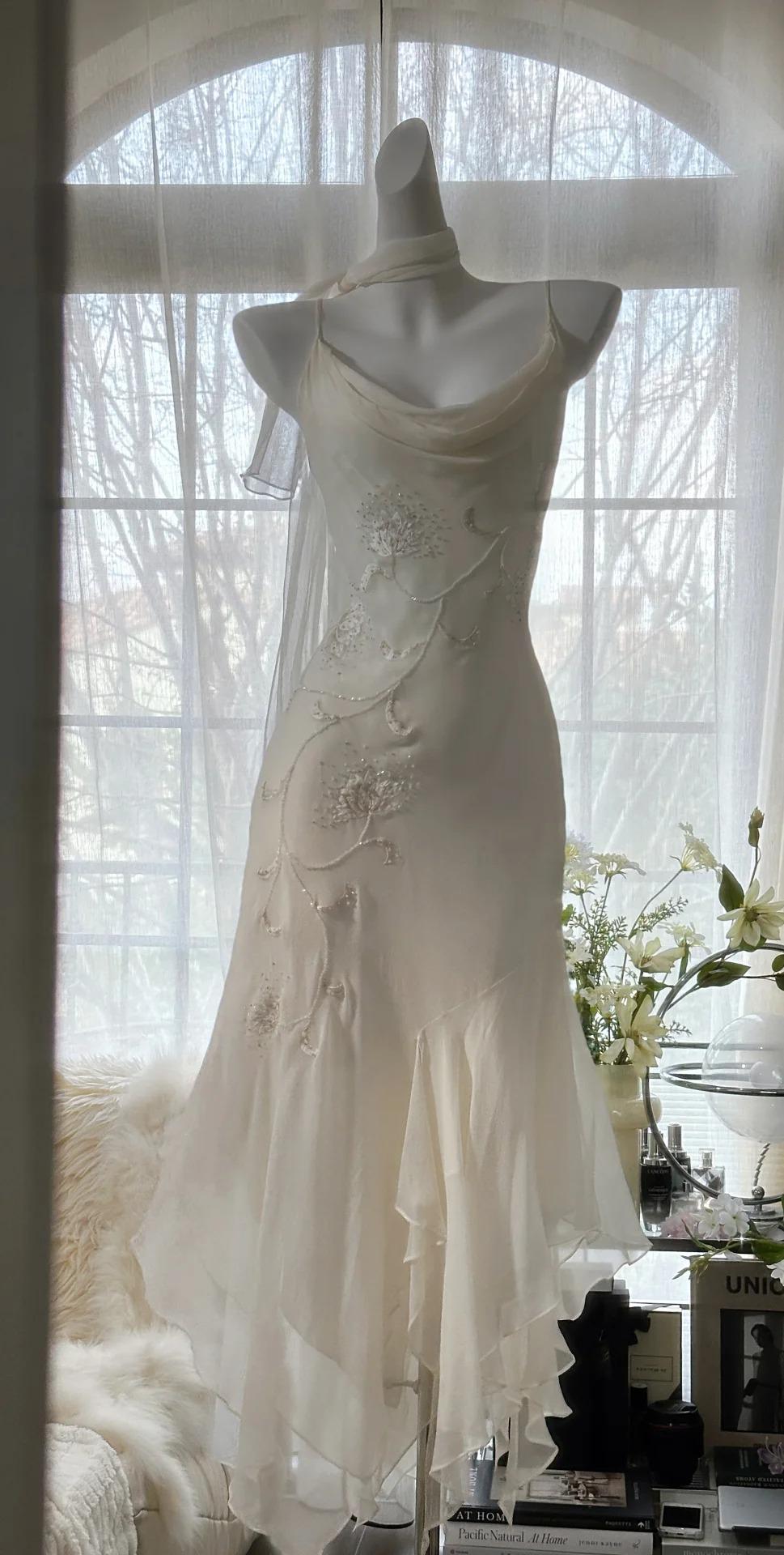 Fairytale White Chiffon Short Prom Dress Vintage Applique Beading Party Dresses HZ1024